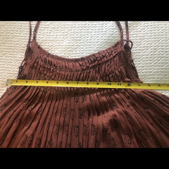 FP ONE Imperial Palm Pintuck Mini in RUST - Picture 9 of 11